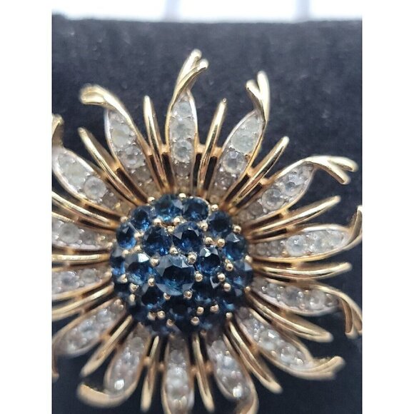 Crown Trifari Alfred Philippe Brooch Invisible Set Blue Sunburst RARE BROOCH - Picture 12 of 16